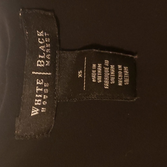 White House Black Market top size XS - Picture 2 of 2